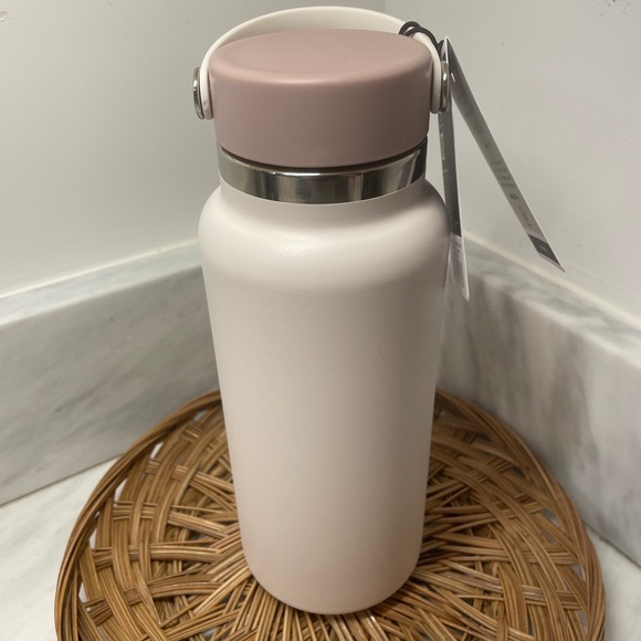 Hydroflask Whole Foods Exclusive Juneberry 32oz - Picture 4 of 6